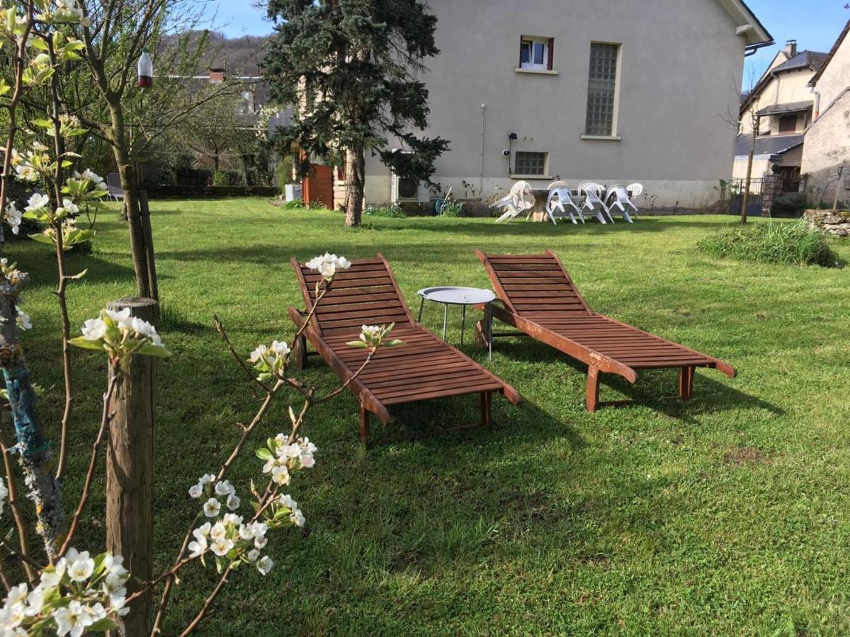 Bed and Breakfast L'Oustal Sainte-Eulalie-d'Olt Zewnętrze zdjęcie